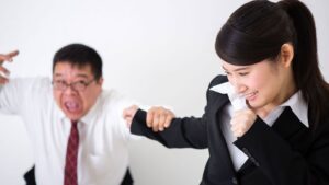 2020年施行されたパワハラ防止法の内容とパワハラ問題の今後
