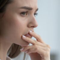 感じやすい傷つきやすい「繊細さん」HSPとは？