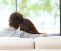 ほとんどの不倫が資産・地位のある人でなく一般人になった理由