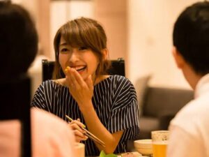 ママ友グループの闇 〜序列社会と「浮気ネタ」の支配力編〜逆らえば孤独