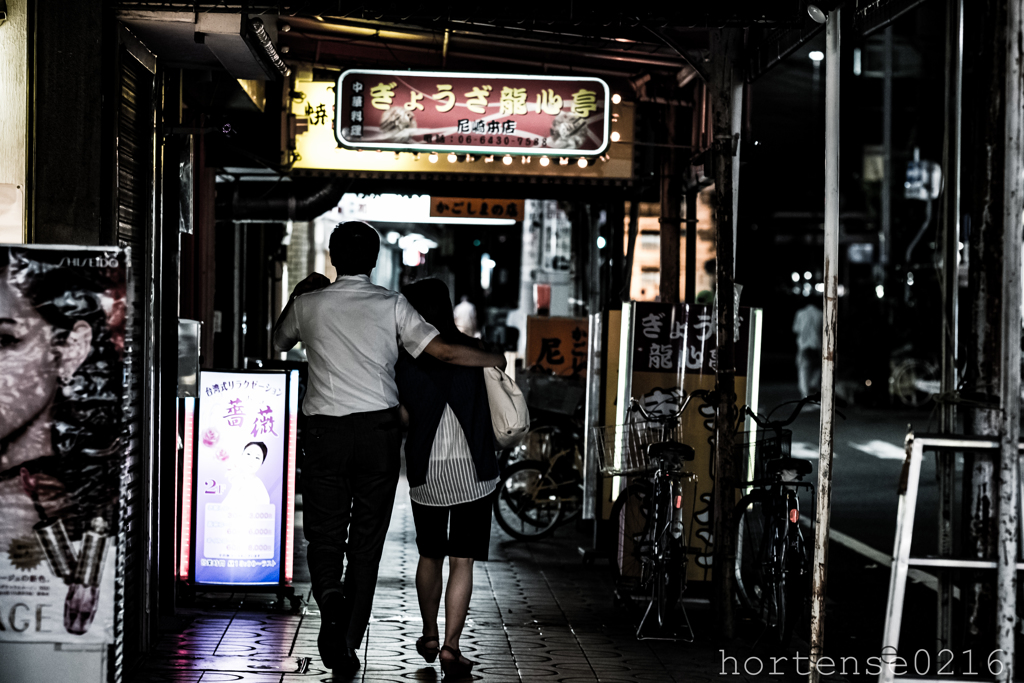 妻がハマった「女性用風俗」──愛を求めて家庭を壊す瞬間