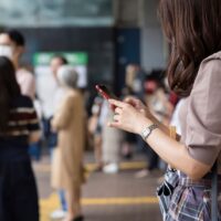 モテる自分が忘れられない——マッチングアプリに依存する女性たちの心の闇
