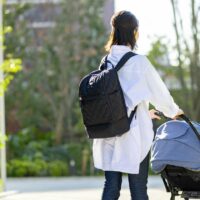 子連れで浮気？母親たちの“危うい行動”とその心理とは