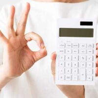 浮気調査の費用を抑えるには？ 効率的な証拠取得と依頼者が注意すべきこと