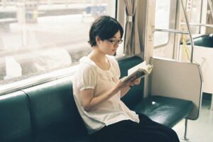 ブランドを身に着ける心理――浮気と虚栄心の意外な関係