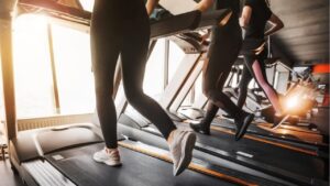 24時間ジムを口実に浮気相手と会う