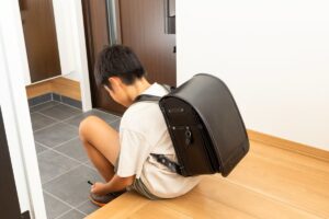 子どもの不登校、原因はいじめかもしれません
